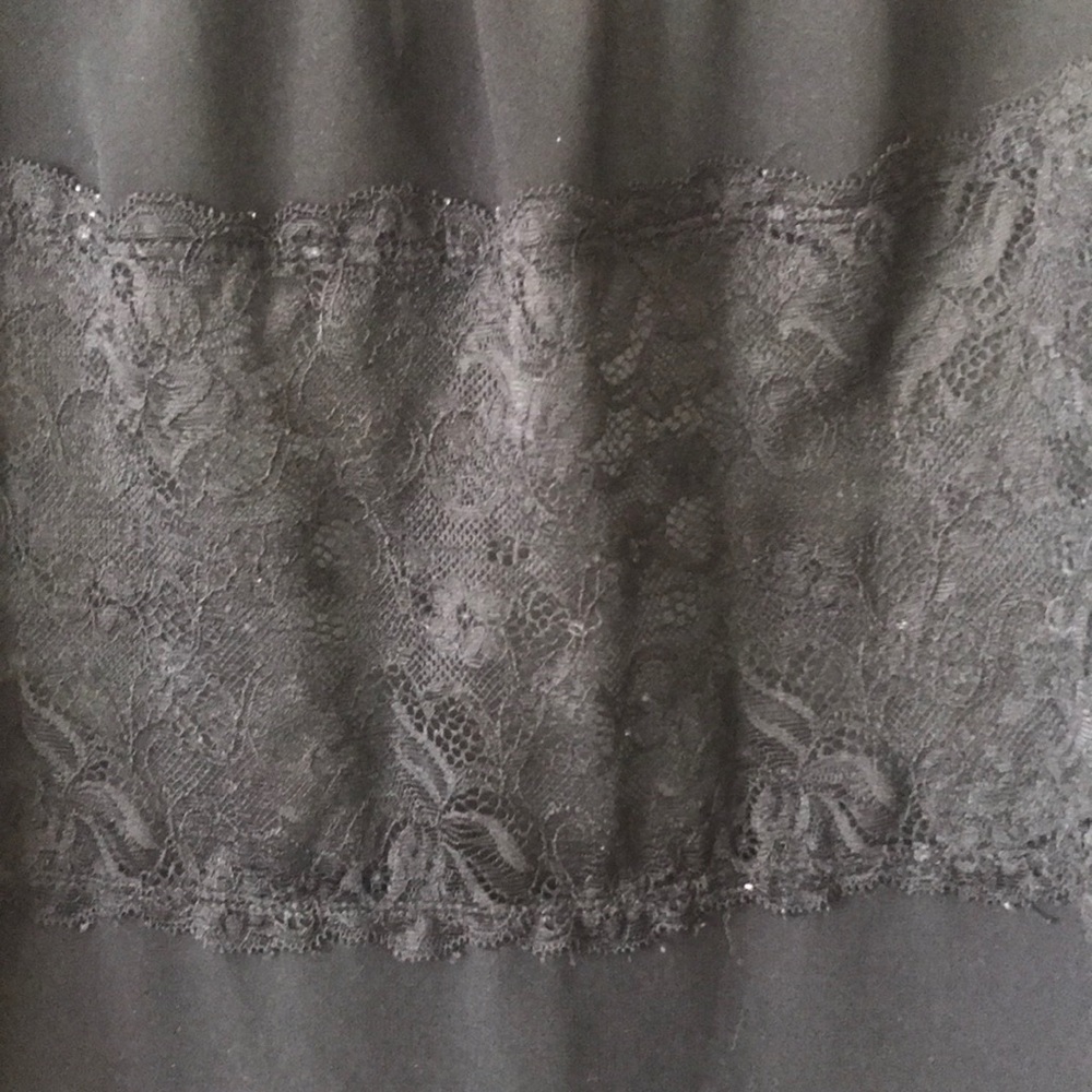 BLACK BLOUSE WITH LACE DETAILING - Picture 5 of 5
